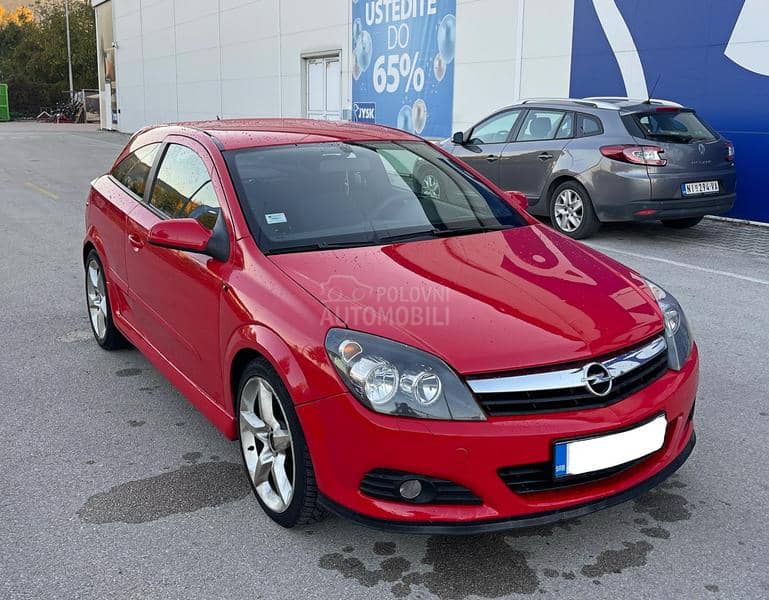 Opel Astra H GTC