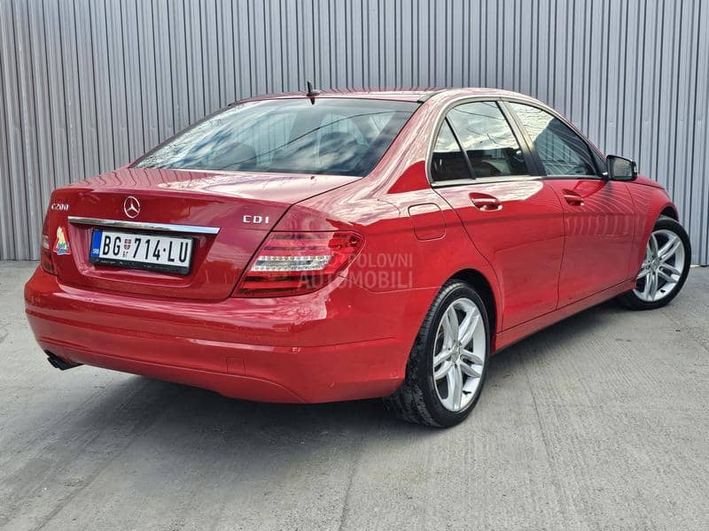 Mercedes Benz C 200 153 000 k m