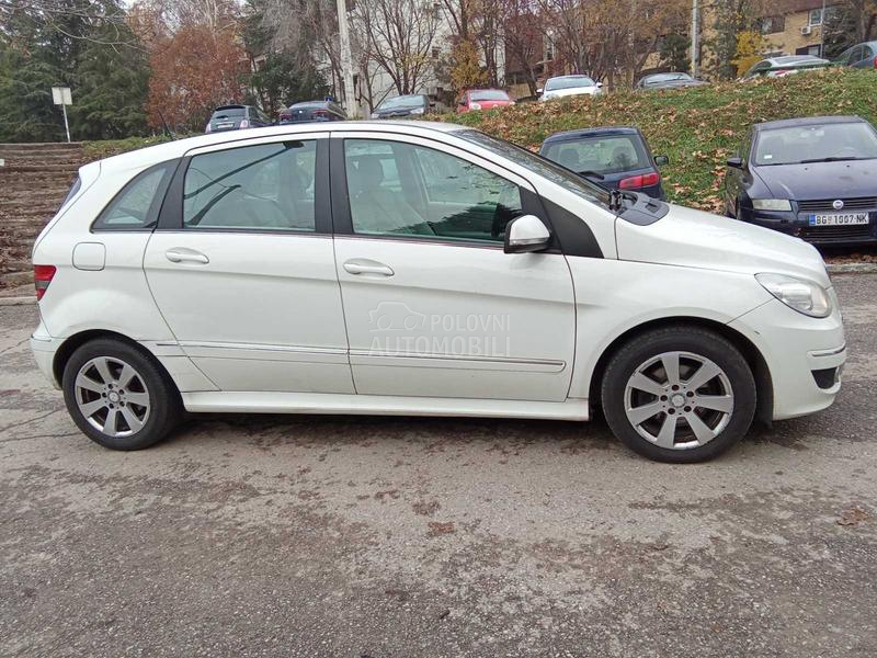 Mercedes Benz B 200 CDI