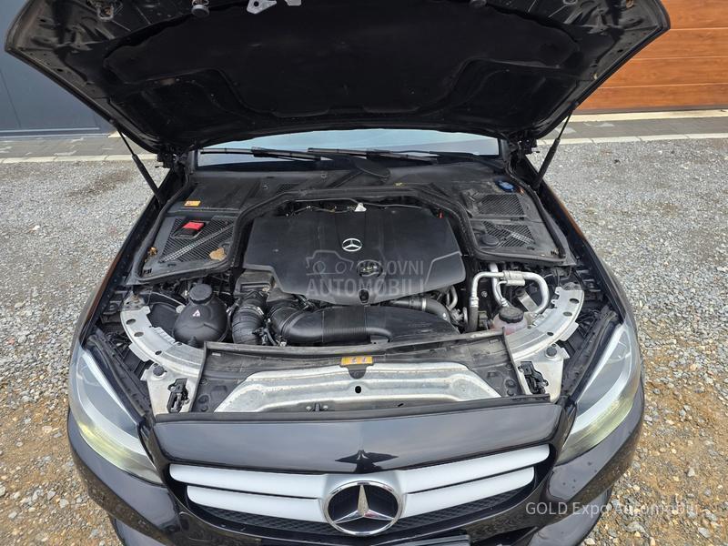 Mercedes Benz C 220 2.1 FUL AVANTGARD