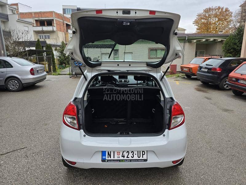 Renault Clio VREDI POGLEDATI