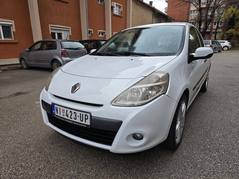 Renault Clio VREDI POGLEDATI