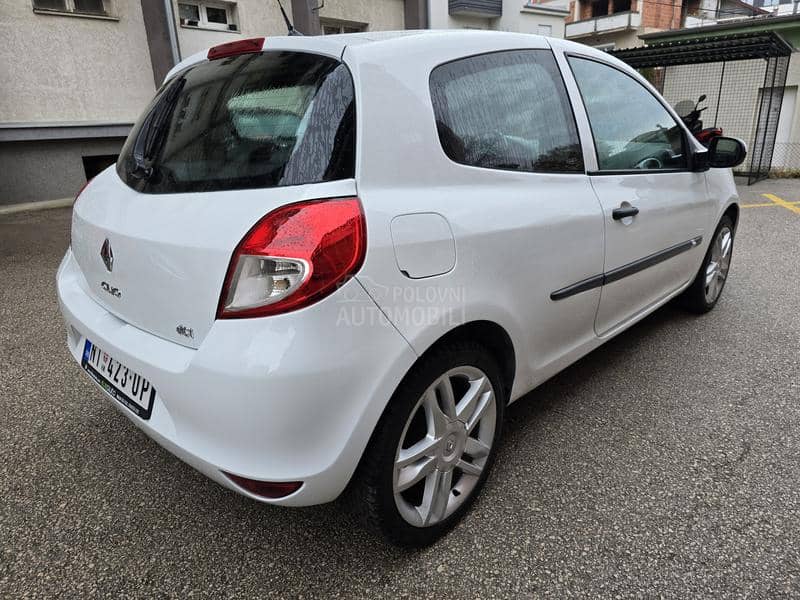 Renault Clio VREDI POGLEDATI