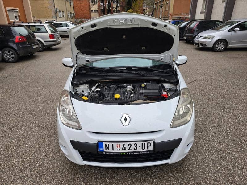 Renault Clio VREDI POGLEDATI