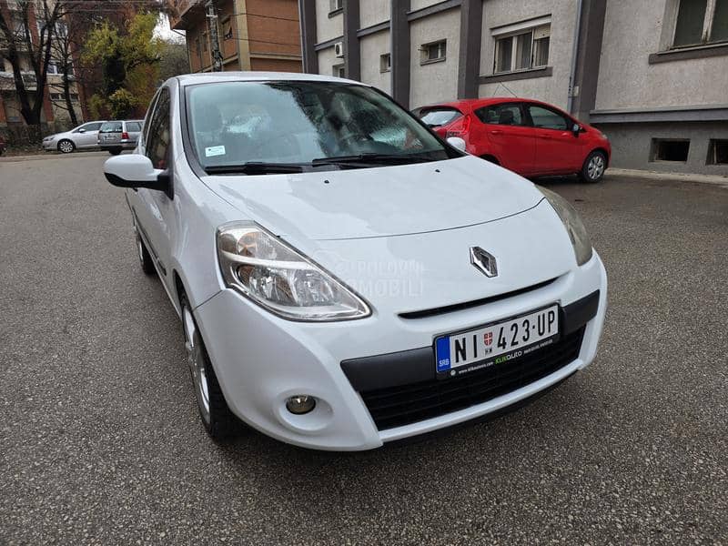 Renault Clio VREDI POGLEDATI