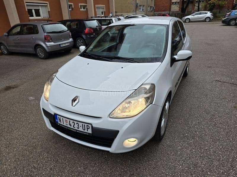 Renault Clio VREDI POGLEDATI