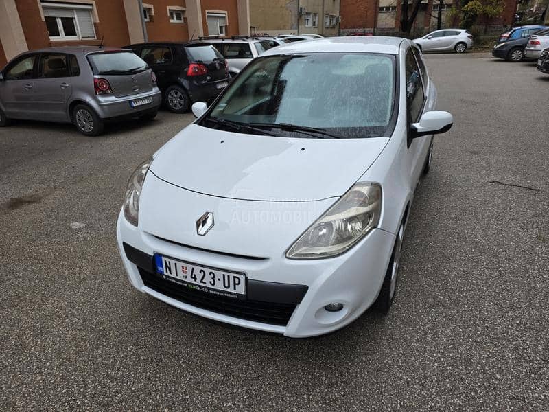 Renault Clio VREDI POGLEDATI