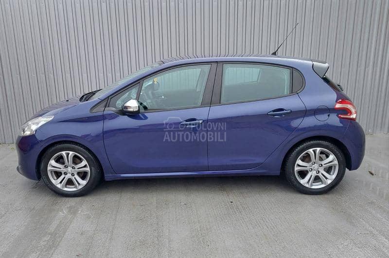 Peugeot 208 1.4 eHdi AUT0MATIK