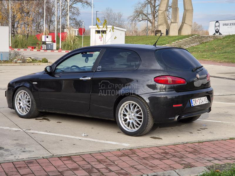 Alfa Romeo 147 1.9 JTDm