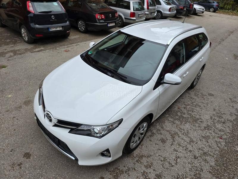 Toyota Auris 2.0 D 4 D