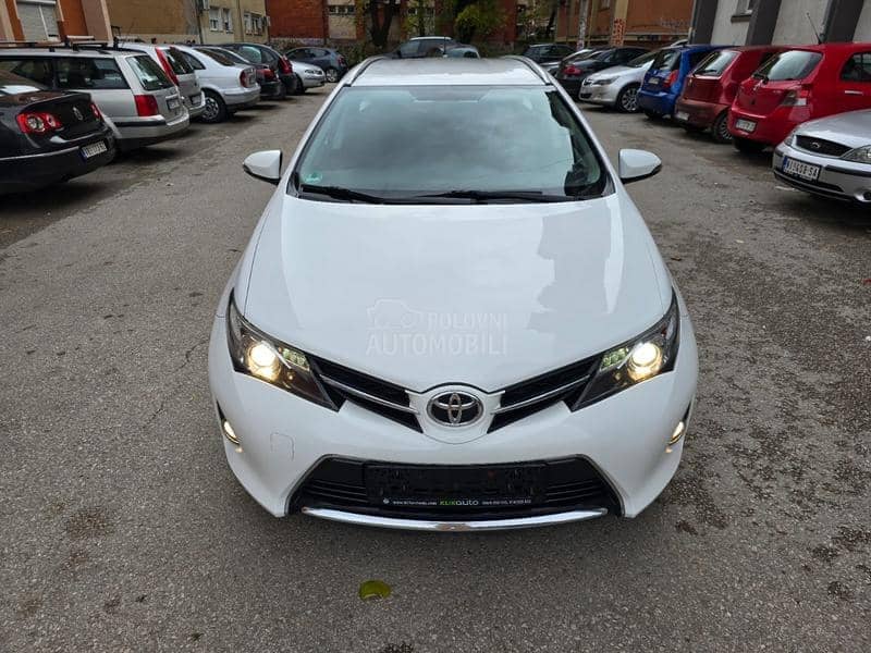 Toyota Auris 2.0 D 4 D