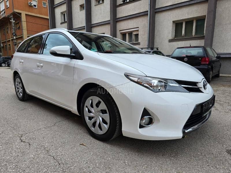 Toyota Auris 2.0 D 4 D