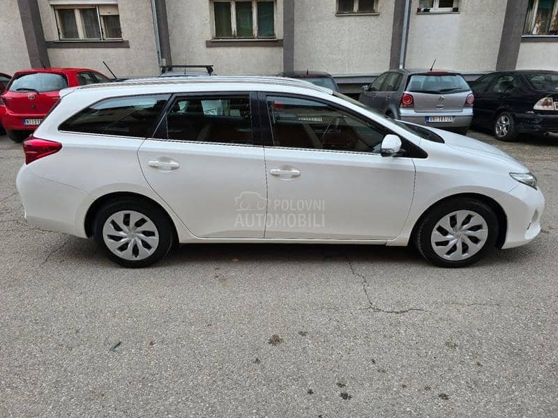 Toyota Auris 2.0 D 4 D