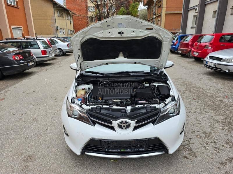 Toyota Auris 2.0 D 4 D