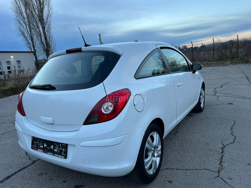 Opel Corsa D 1.3CDTI T.O.P