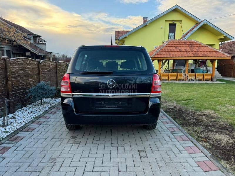 Opel Zafira 7sedista