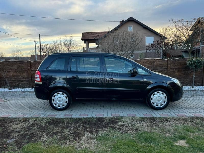 Opel Zafira 7sedista