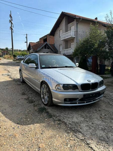 BMW 318 E46