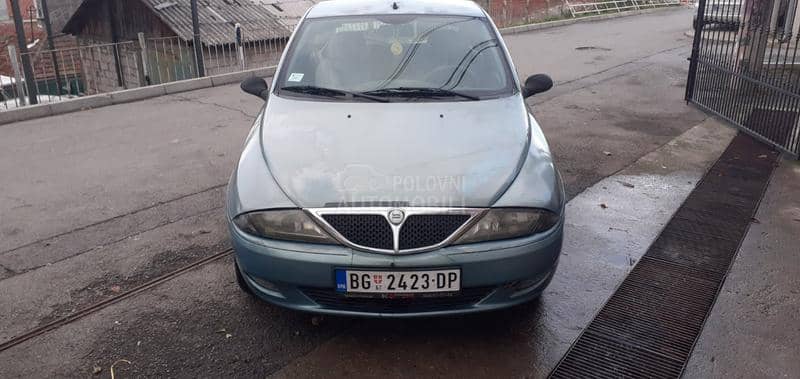 Lancia Ypsilon 