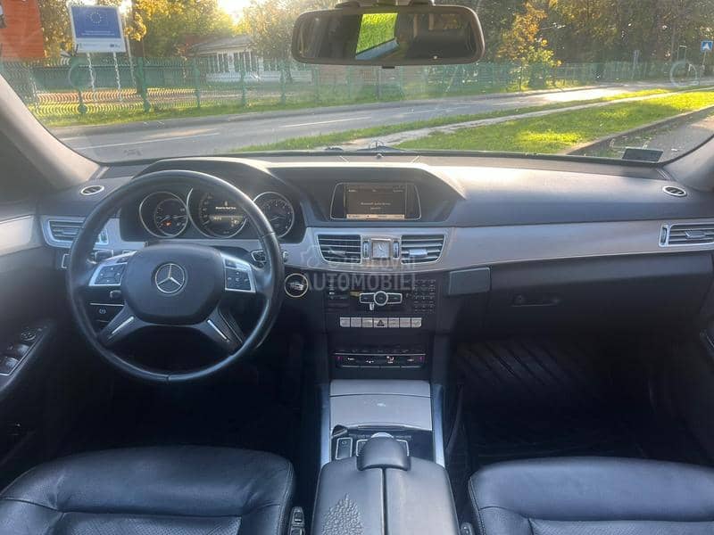 Mercedes Benz E 200 