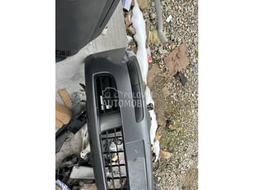 Branik za Volkswagen Golf 5 od 2004. do 2008. god.