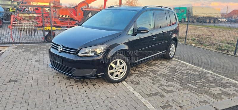 Volkswagen Touran 1.4 tsi DSG CH