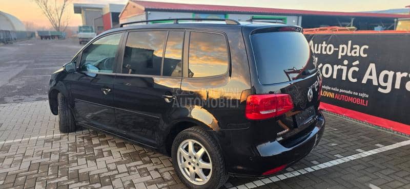 Volkswagen Touran 1.4 tsi DSG CH