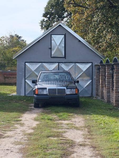 Mercedes Benz W124 250D