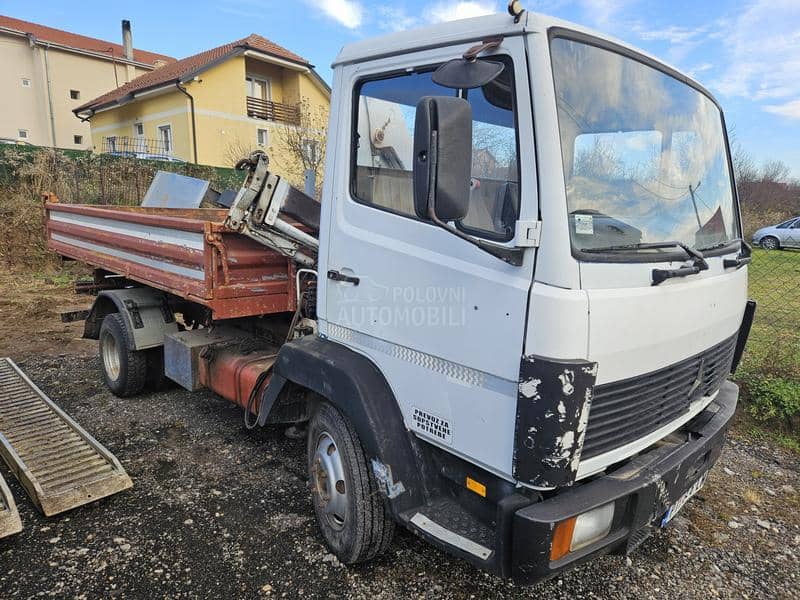 Mercedes Benz 709