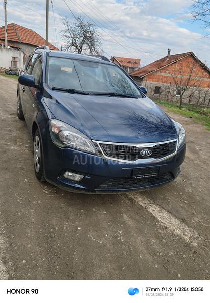 Kia cee`d sw 