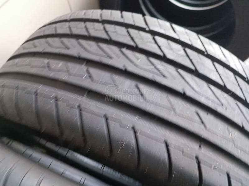 Ostalo 215/45 R17 Letnja