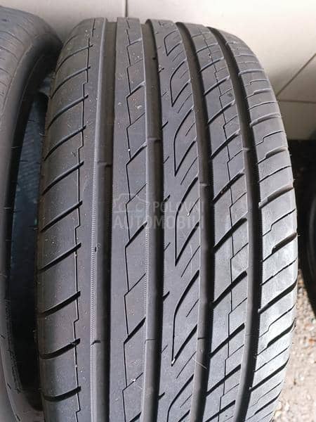 Ostalo 215/45 R17 Letnja