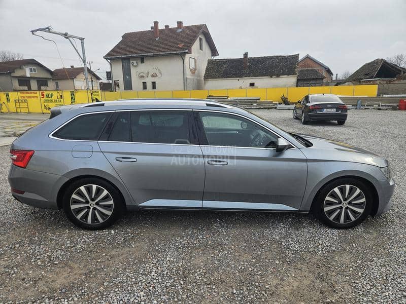 Škoda Superb 2016. god. -  kompletan auto u delovima