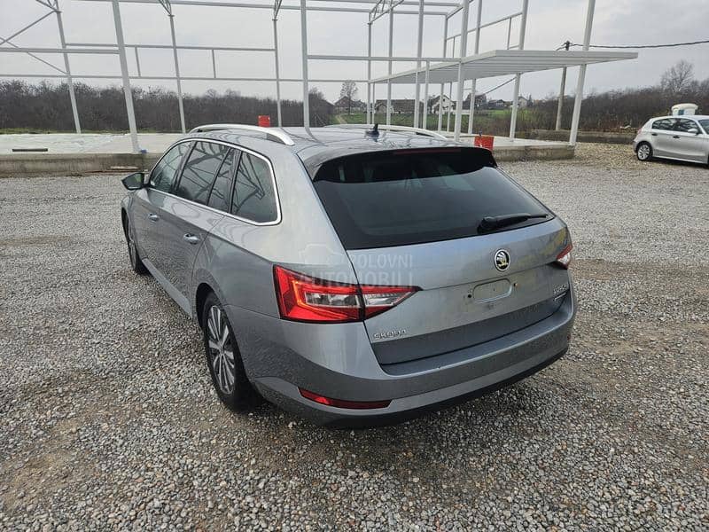 Škoda Superb 2016. god. -  kompletan auto u delovima