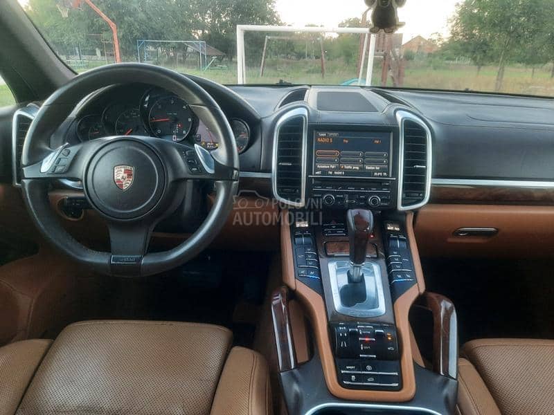 Porsche Cayenne 3.0TDI AERMATIC FUL