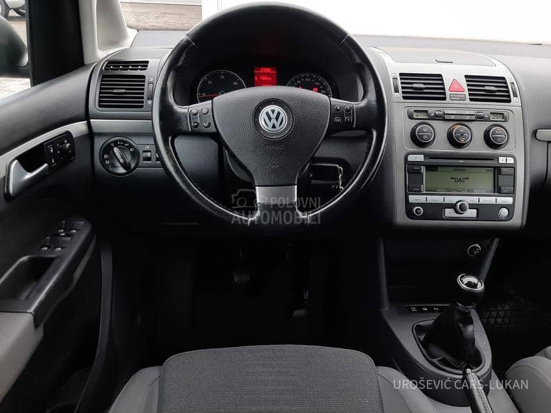 Volkswagen Touran 7 mesta 1.9 TDI Higl