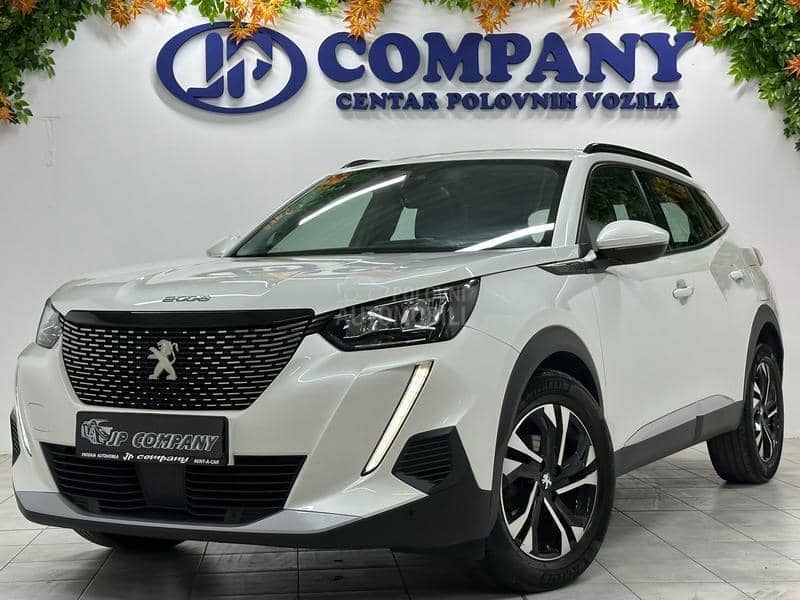 Peugeot 2008 1.2i ALUR VIRT PERLA