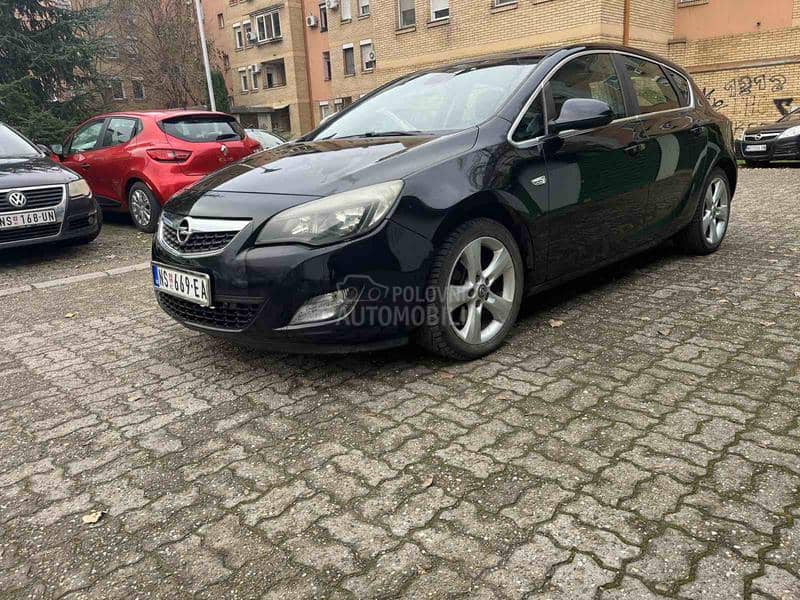 Opel Astra J 1.6 Turbo