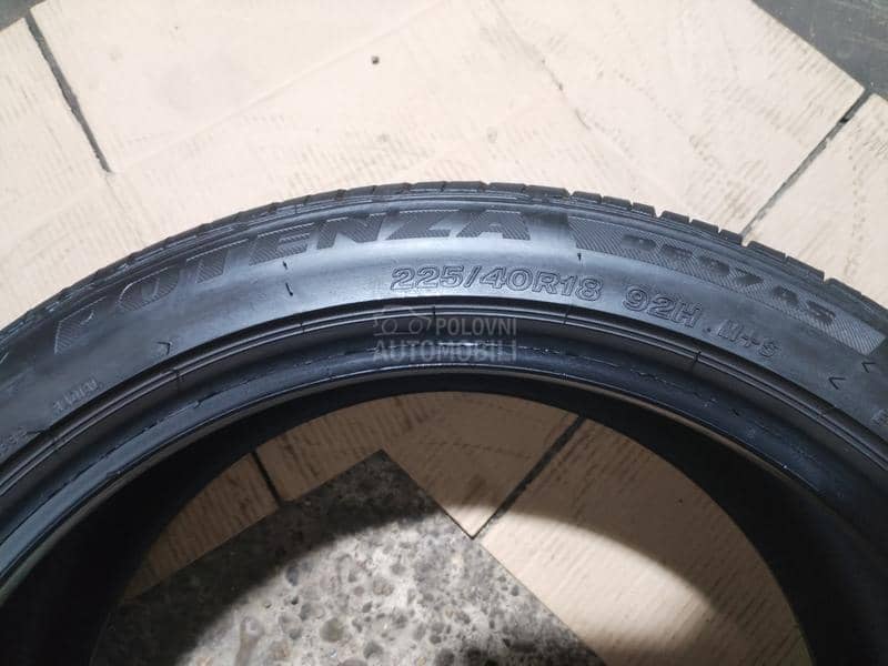 Bridgestone 225/40 R18 Zimska