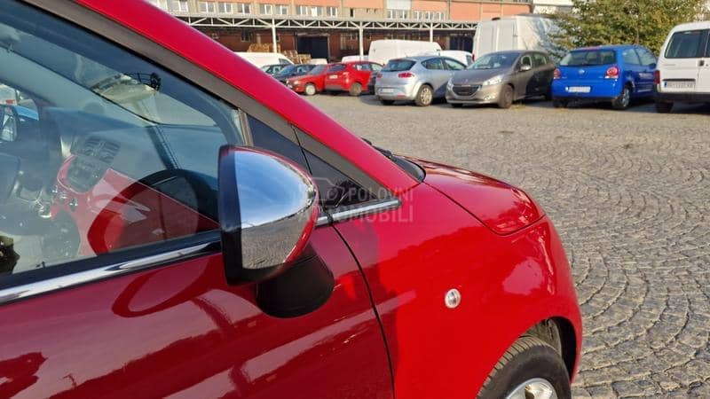 Fiat 500 KREDlTl BEZ UCESCA