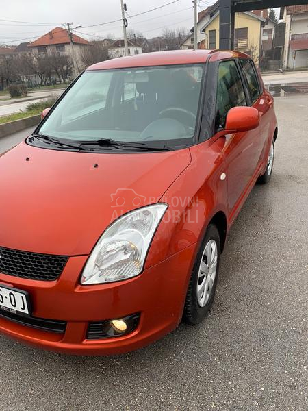 Suzuki Swift 1.3. 4x4