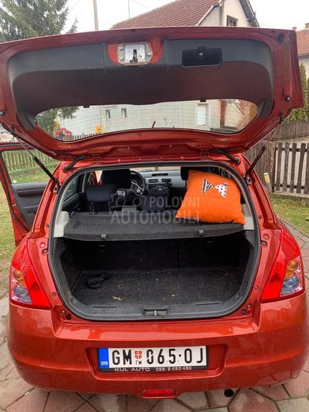 Suzuki Swift 1.3. 4x4