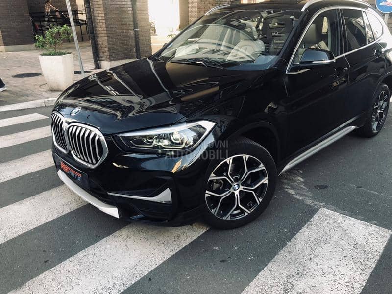 BMW X1 Pano