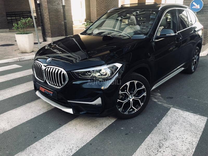 BMW X1 Pano