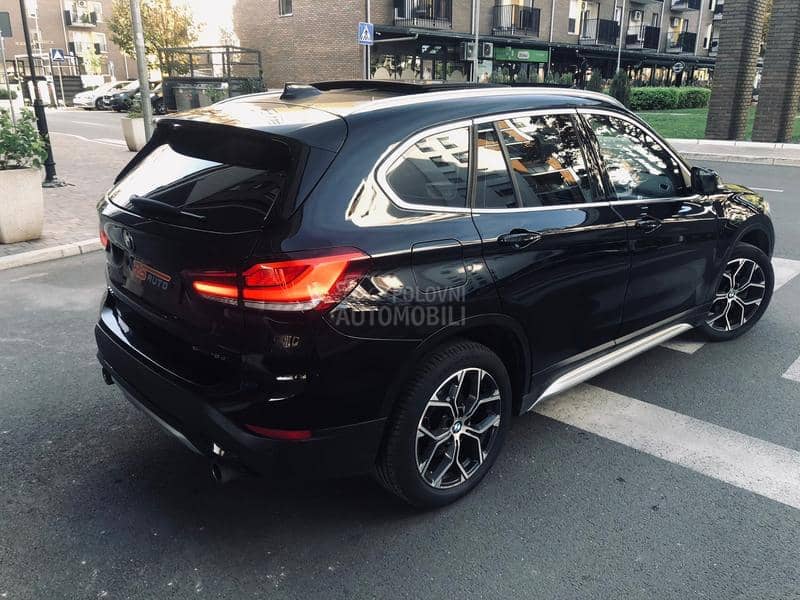 BMW X1 Pano