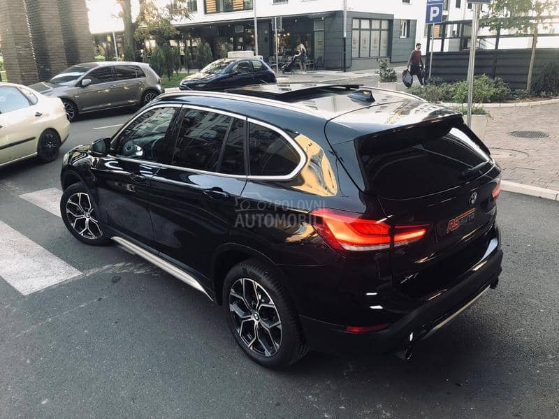 BMW X1 Pano