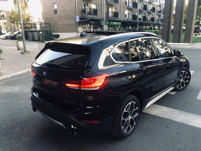 BMW X1 Pano