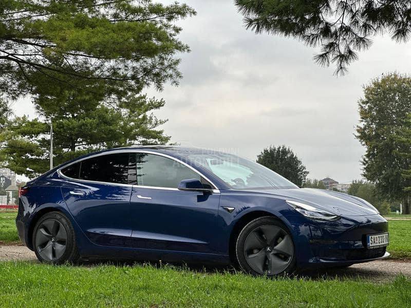 Tesla Model 3 long range dual