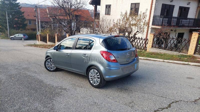 Opel Corsa D 1.3 CDTI  55 K.W.