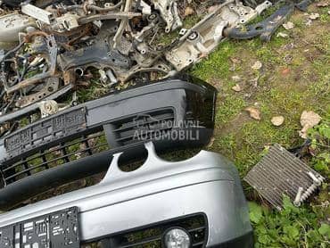 Branik za Volkswagen Polo od 2002. do 2004. god.